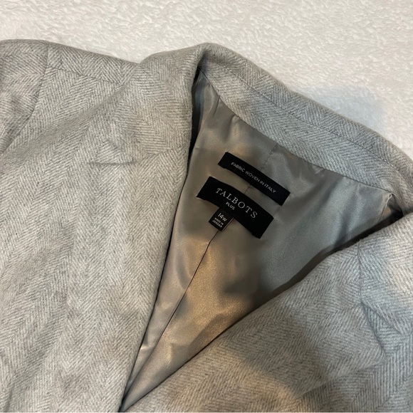 Talbots Plus Tailored Gray Wool Blend Single Breast Professional Blazer - Picture 3 of 11